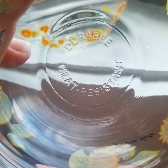 Set of three adorable vintage sunflower bowls - Picture 6 of 7